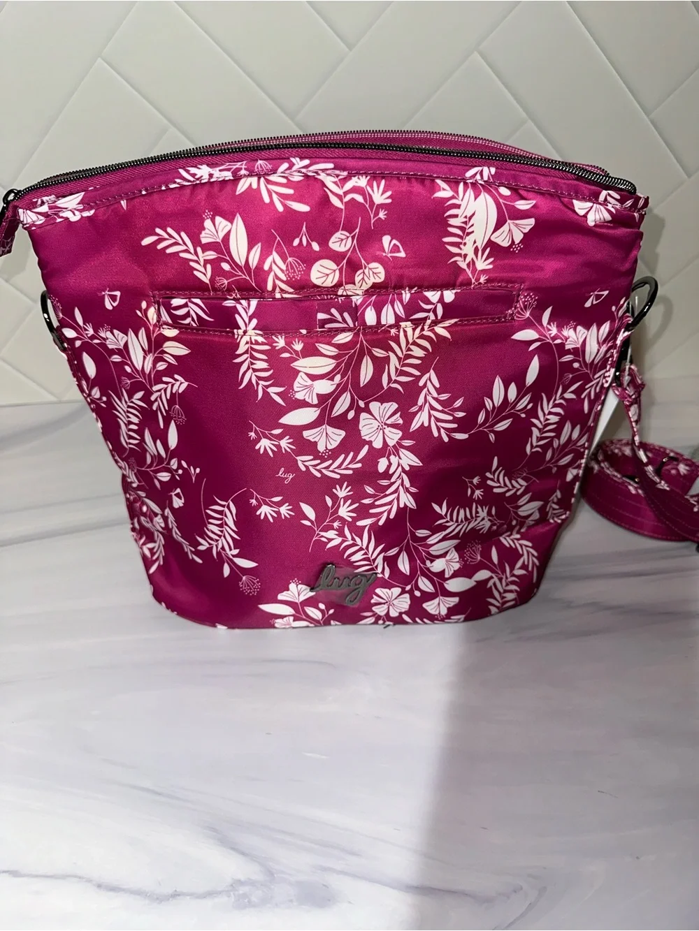 Lug Adagio Floral Flourish crossbody - New!